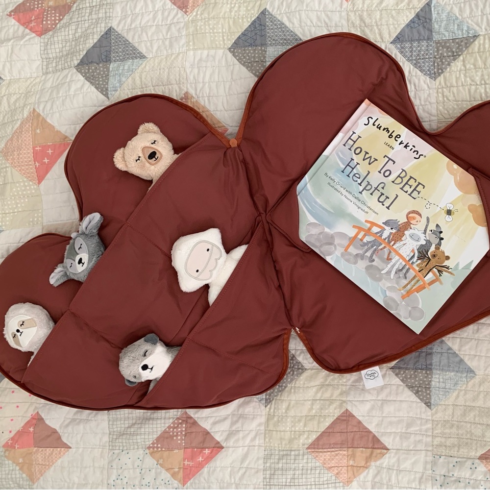 NWT Slumberkins “How to Bee Helpful” XL set